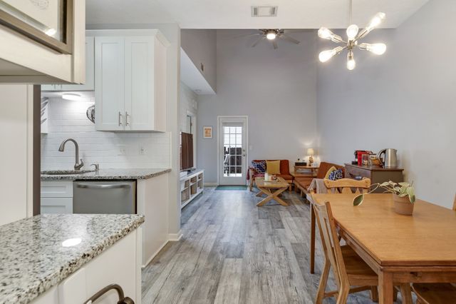302 Villa Cir, Lebanon, TN 37090