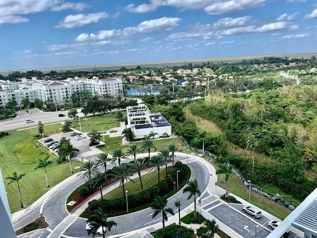 2000 Metropica Way 1111, Sunrise, FL 33323