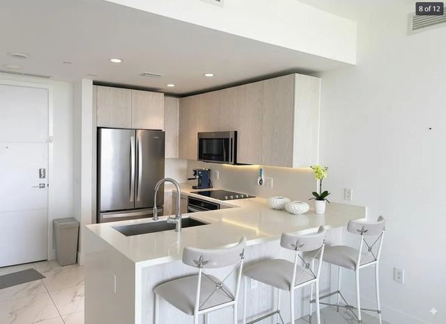 2000 Metropica Way 1111, Sunrise, FL 33323