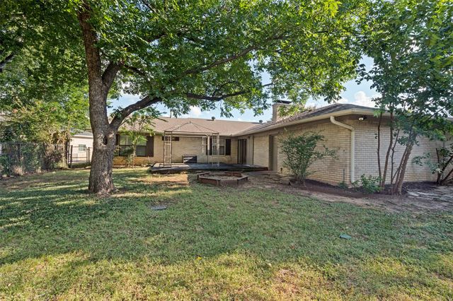 221 Linda Lane, Irving, TX 75062