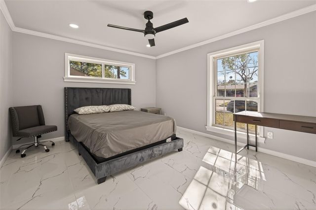 5674 Hazen Street, Houston, TX 77081