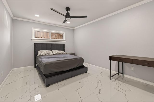 5674 Hazen Street, Houston, TX 77081