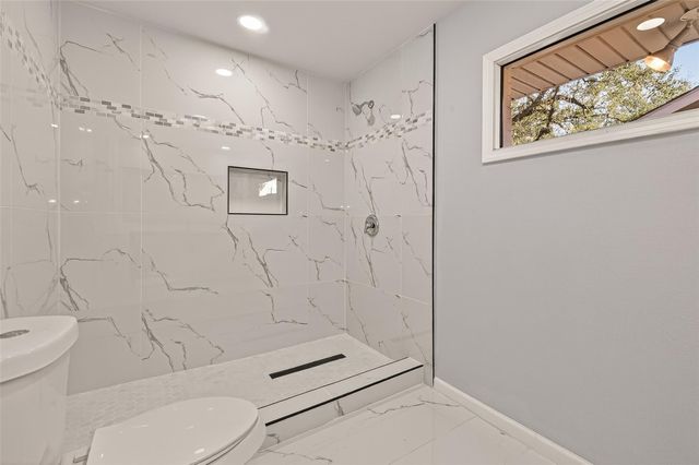 5674 Hazen Street, Houston, TX 77081