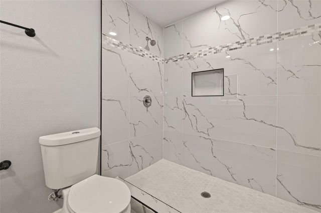 5674 Hazen Street, Houston, TX 77081