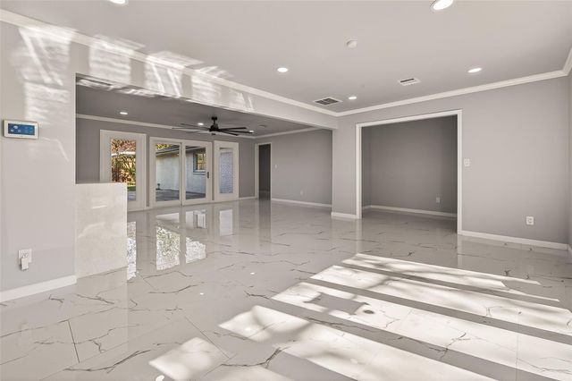 5674 Hazen Street, Houston, TX 77081