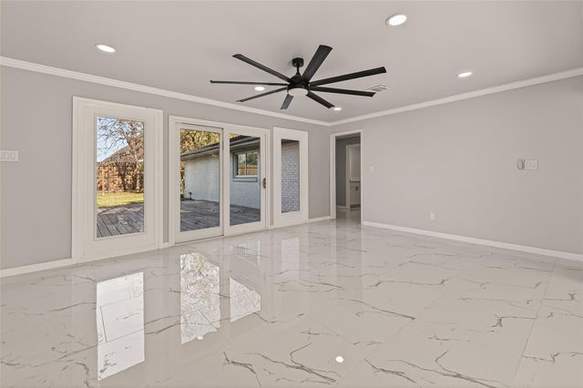 5674 Hazen Street, Houston, TX 77081