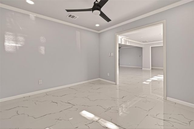 5674 Hazen Street, Houston, TX 77081