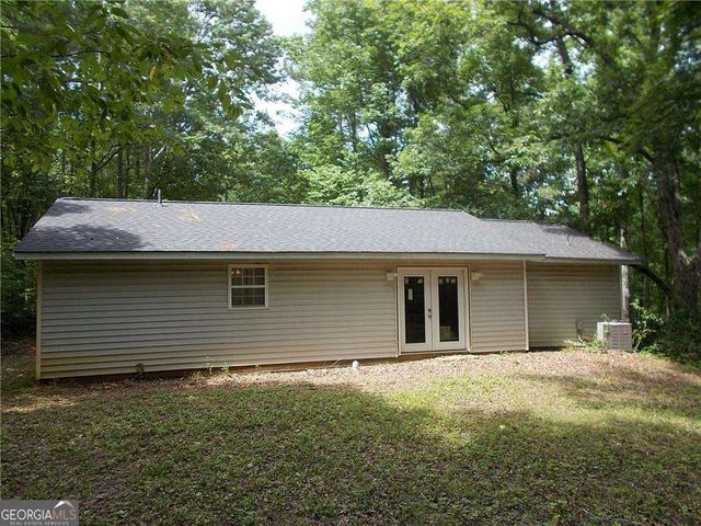 434 Old Jones Road, Whitesburg, GA 30185