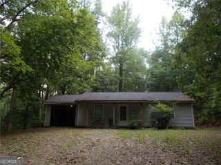 434 Old Jones Road, Whitesburg, GA 30185