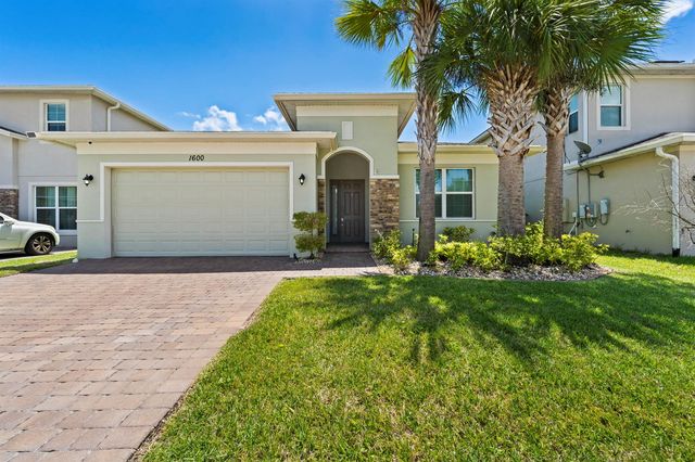 1600 NW Vivanco Street, Port St. Lucie, FL 34986