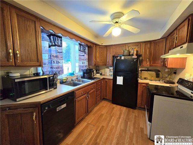 280 Seaward Avenue, Foster Town, PA 16701