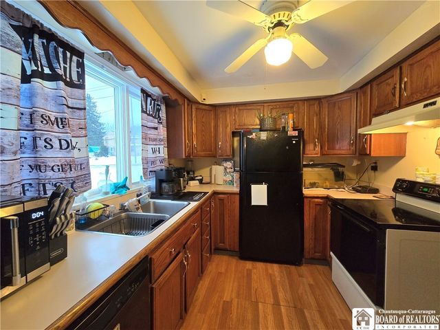 280 Seaward Avenue, Foster Town, PA 16701