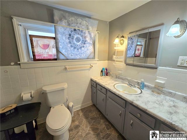 280 Seaward Avenue, Foster Town, PA 16701