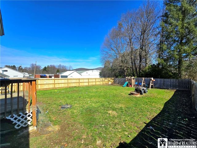 280 Seaward Avenue, Foster Town, PA 16701