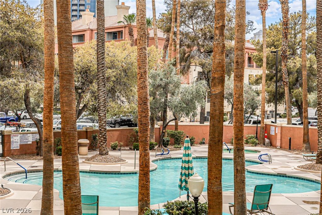 210 East Flamingo Road 126, Las Vegas, NV 89169 — exterior