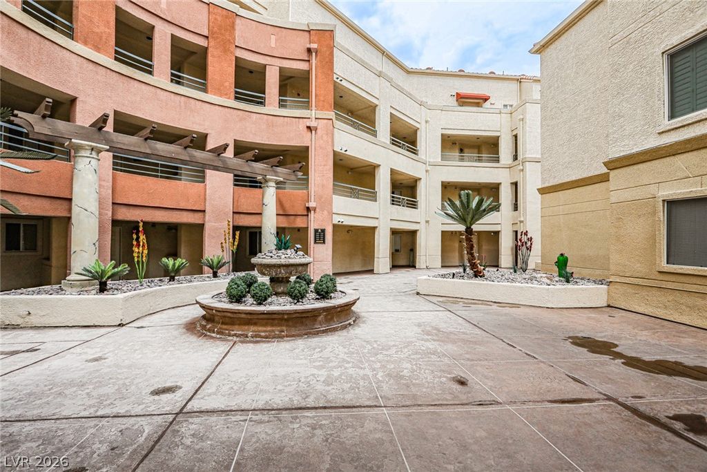 210 East Flamingo Road 126, Las Vegas, NV 89169 — photo 2