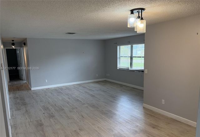 440 SE Skipper Ln, Port St. Lucie, FL 34983