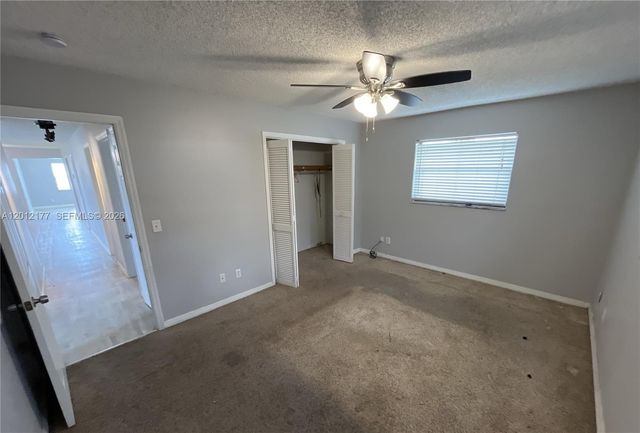 440 SE Skipper Ln, Port St. Lucie, FL 34983