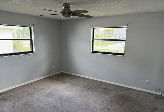440 SE Skipper Ln, Port St. Lucie, FL 34983