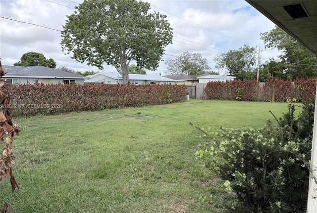 440 SE Skipper Ln, Port St. Lucie, FL 34983