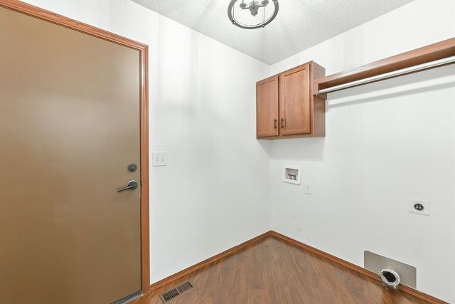6941 N Wendell Cir, Park City, KS 67219