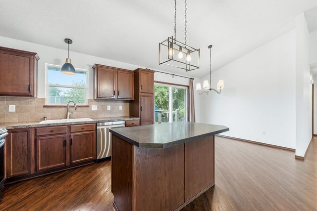 6941 N Wendell Cir, Park City, KS 67219
