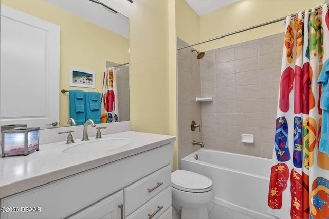 135 Azure Court, Daytona Beach, FL 32124