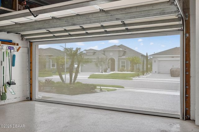 135 Azure Court, Daytona Beach, FL 32124