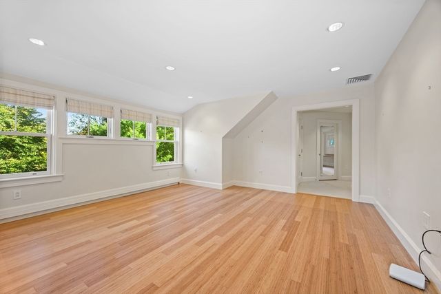 29 Merrill Rd, Newton, MA 02459