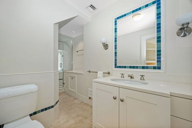 29 Merrill Rd, Newton, MA 02459