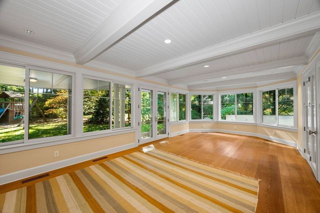 29 Merrill Rd, Newton, MA 02459