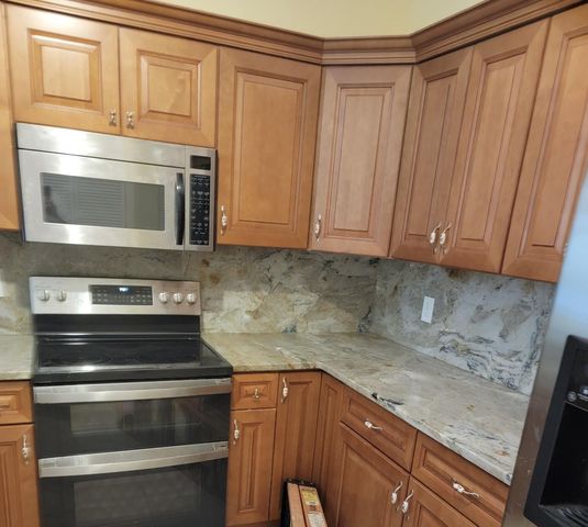 10714 Kasmir Court, Boynton Beach, FL 33437