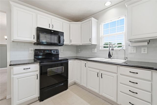 818 Nue Way Drive, Lebanon, OH 45036