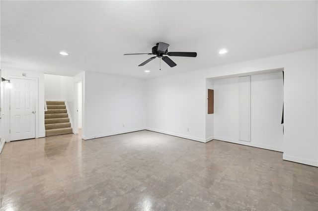 818 Nue Way Drive, Lebanon, OH 45036