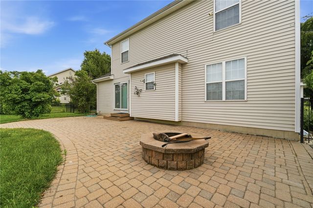 818 Nue Way Drive, Lebanon, OH 45036
