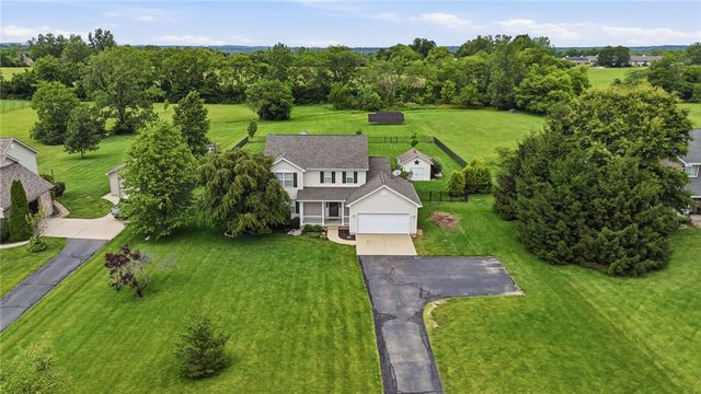 818 Nue Way Drive, Lebanon, OH 45036