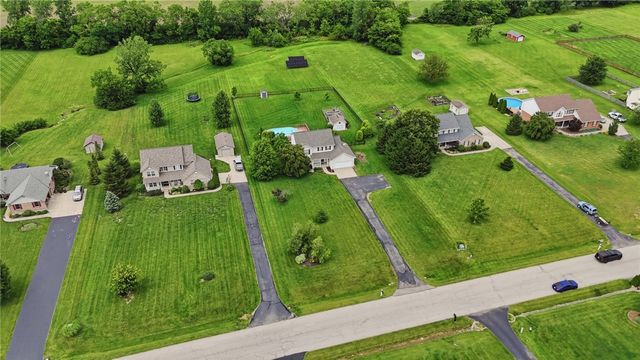 818 Nue Way Drive, Lebanon, OH 45036