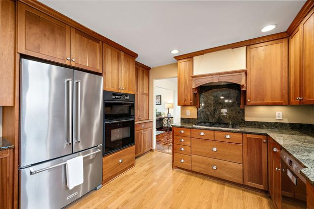 10532 Xylon Road S, Bloomington, MN 55438