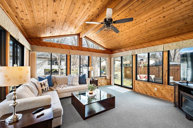 10532 Xylon Road S, Bloomington, MN 55438