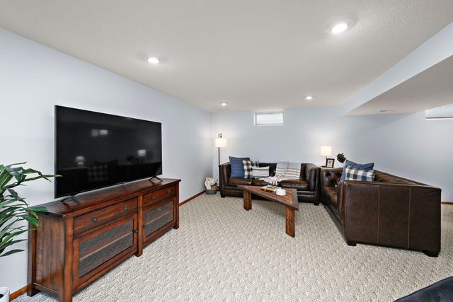 10532 Xylon Road S, Bloomington, MN 55438