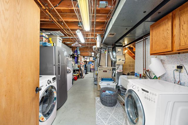 10532 Xylon Road S, Bloomington, MN 55438