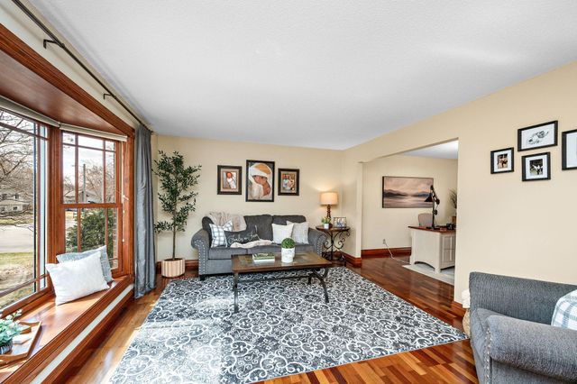 10532 Xylon Road S, Bloomington, MN 55438