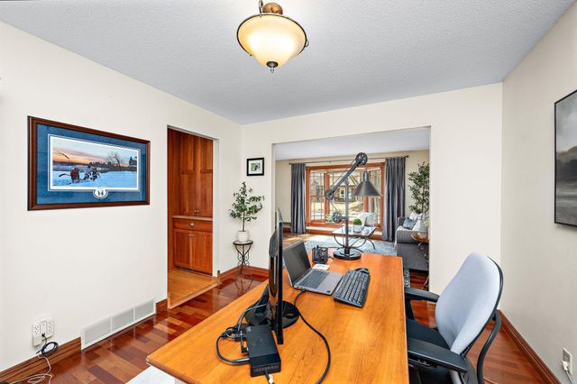 10532 Xylon Road S, Bloomington, MN 55438