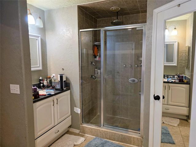 525 AVENUE A NE, Winter Haven, FL 33881