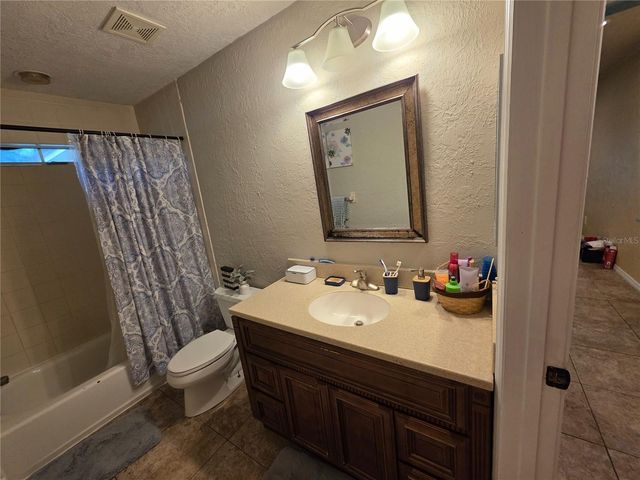 525 AVENUE A NE, Winter Haven, FL 33881