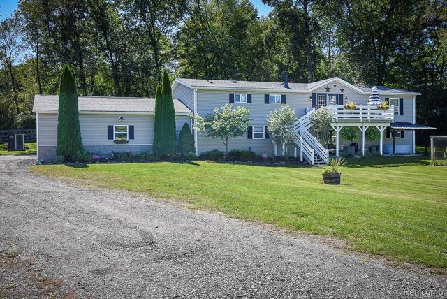 715 W Glass Road, Ortonville, MI 48462
