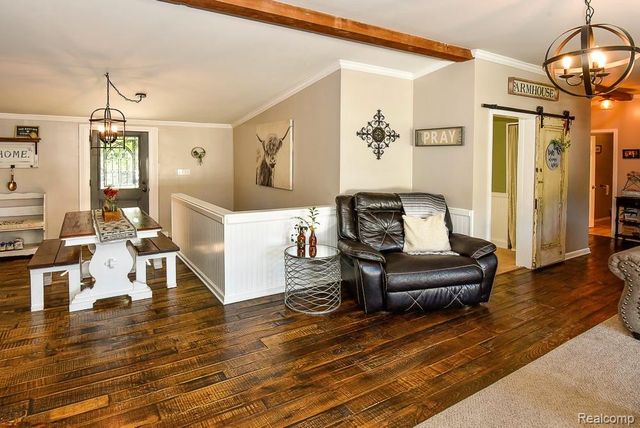 715 W Glass Road, Ortonville, MI 48462