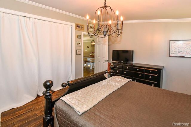 715 W Glass Road, Ortonville, MI 48462