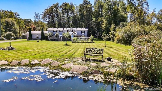 715 W Glass Road, Ortonville, MI 48462
