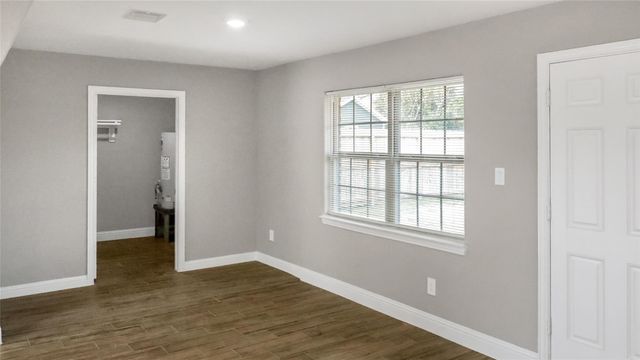 5739 Turtle Creek Road, Houston, TX 77017